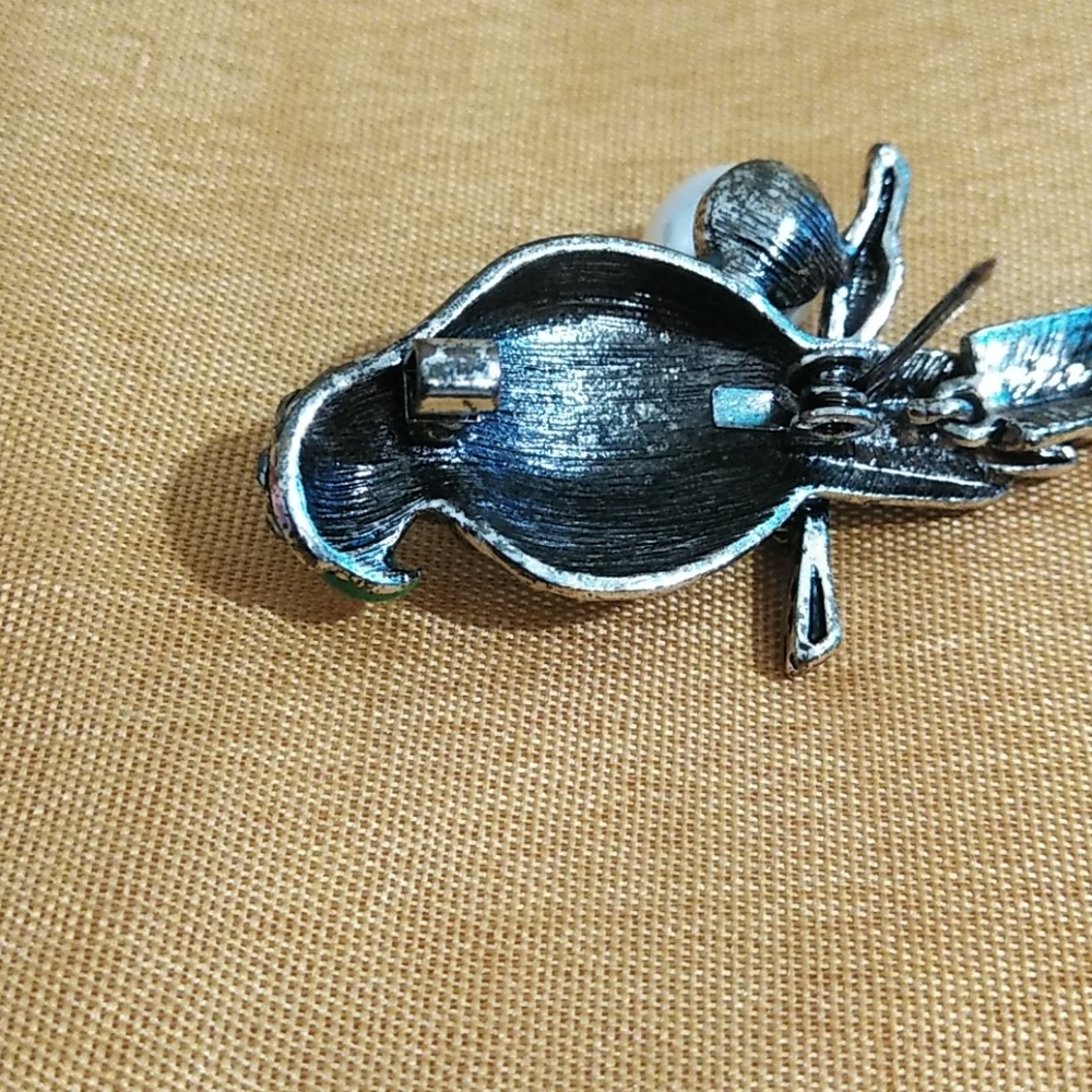 Parrot Freshwater Pearl Brooch Pin NWOT - Picture 9 of 9